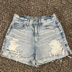 American Eagle High Rise Short